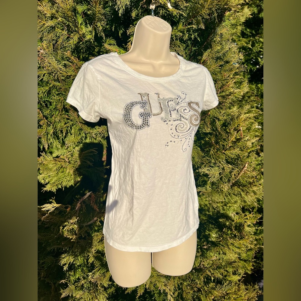 Guess T-shirt women’s size large $10 - white w rhinestones